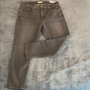 Loft Grey Curvy Skinny Crop Jean